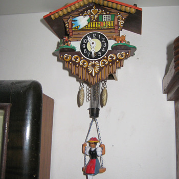 Vintage 1970's Austrian pendulette.