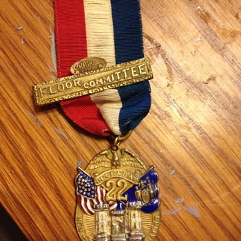 Vintage Unknown Medal