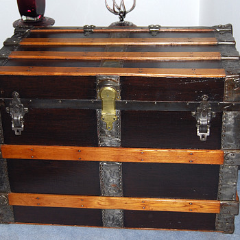 Refurbished Canvas Trunk - Furniture