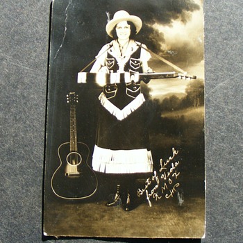 Viola from KMOX Radio Early 1930's - Music