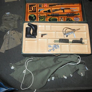 Still Yet Another GI Joe Footlocker with Accesories - Toys