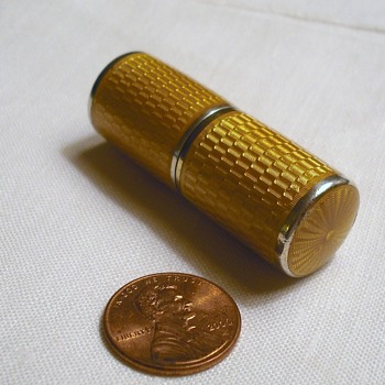 Guilloche covered I don't know what it is. Please help. - Sewing