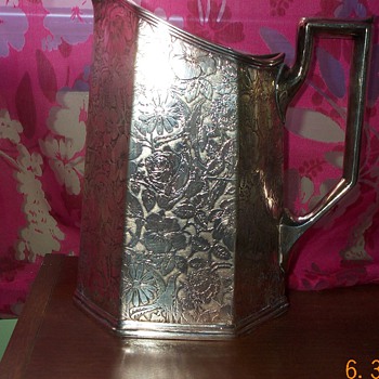 6 sided pitcher - Kitchen
