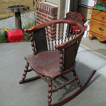 William ans Mary halfback rocking chair - Furniture
