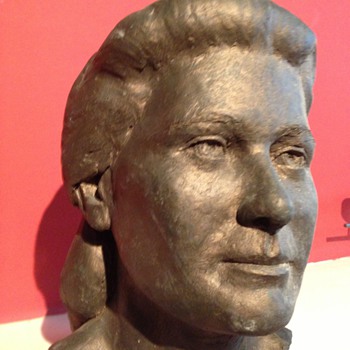 Is this Salvador Dali's Sculpture of his wife,Gala ?? 