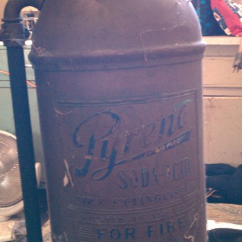 antique fire extinquisher