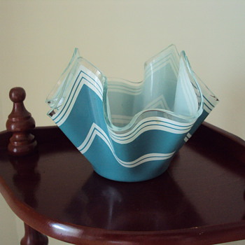 MY FAVORITE CANDY DISH - Art Glass