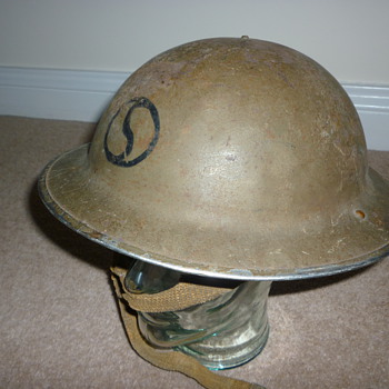 British WWII steel combat helmet - Military and Wartime
