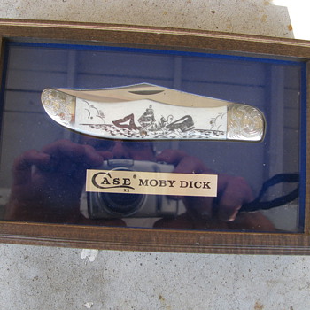 Moby Dick scrimshaw  Case knife in presentation case - Tools and Hardware