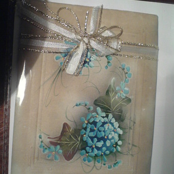 Another old Christmas card ... I bought it in London,and would like to more of thses cards for my collection. - Cards