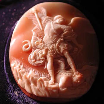 Fine cameo of Michael and the devil - Victorian Era