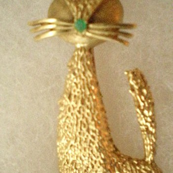 Supposed to be a Gift, but... ! - Costume Jewelry