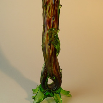 Kralik thorn vase - Art Glass