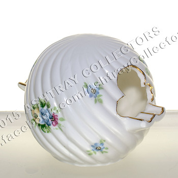 Hand Painted China Sphere/Ball Ashtray - Tobacciana