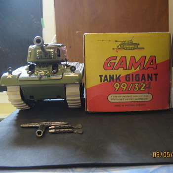 Gama Toy Tank - Model Cars