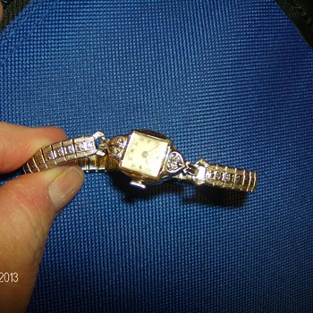 Bulova 23 L9 10kt Rolled Gold Plate  - Wristwatches