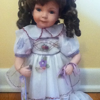 Linda Porcelain Doll - Dolls