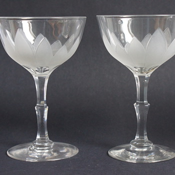 Frosted Wine Glasses - Glassware