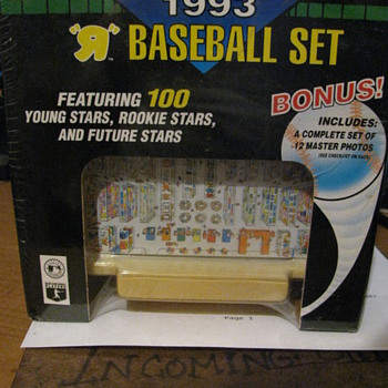 Topps baseball card set -- Toy's are us