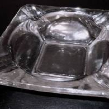 Clear Glass Square Retro Style Ashtray - Tobacciana