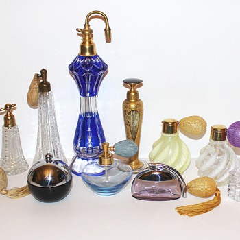DeVilbiss Atomizers/Bottle - WHO made the GLASS? - Bottles