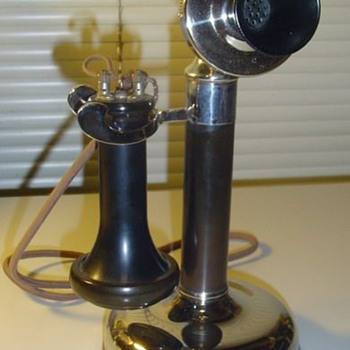 Holtzer-Cabot Chicago desk stand - Telephones