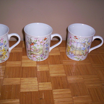 Coffee mugs - Kitchen