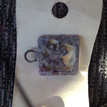 Old necklace pendant - Costume Jewelry