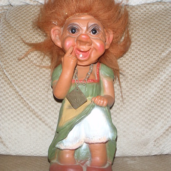 German bobble head dolls - Dolls