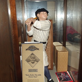 " Babe Ruth: The 60th Home Run" Ashton Drake Doll - Baseball