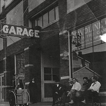 Photos of Early Gas Pumps - Photographs