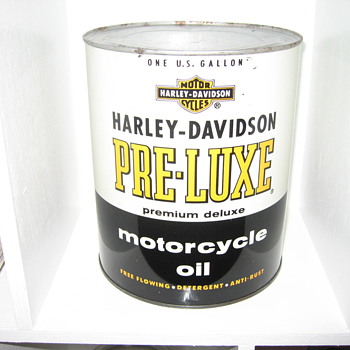 Harley Davidson one gallon can FULL!! - Petroliana