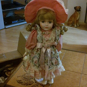 Porcelain doll - Dolls