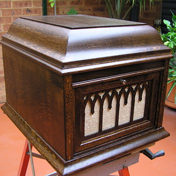 Rexonola 1925 Grand made in Australia