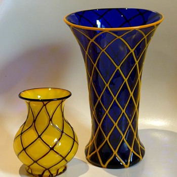 2 Lötz vases, unknown Ausführung from ca. 1918, Powolny style. - Art Glass