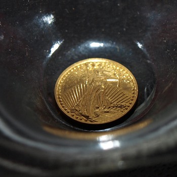 Tiny coin gold/20 dollar - US Coins