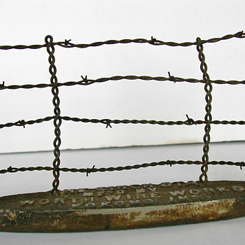 SALESMAN SAMPLE "CINCH" FENCE STAY - Advertising