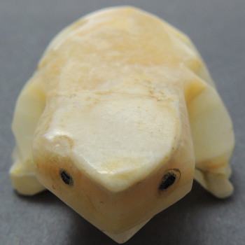 Carved Stone Frog?  Help! - Animals