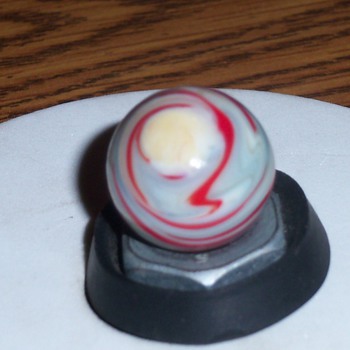 Does anyone Know who made it or what this marble is please? - Art Glass