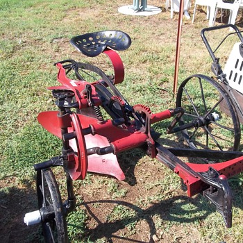 VINTAGE PLOW