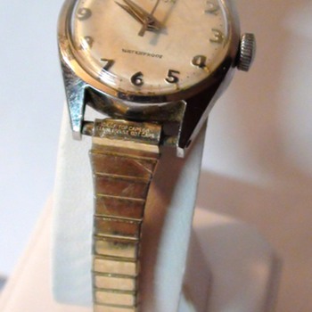 Croton Swiss Wrist Watch Mechanical Movement Yes is Working Year 1950s? - Wristwatches