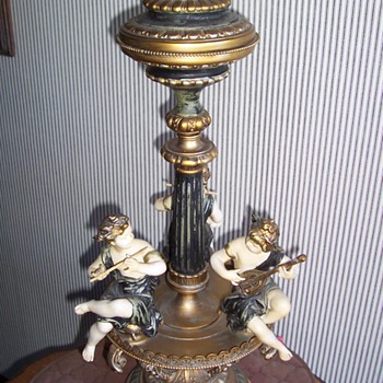 MUSICIAN LAMP