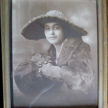 Old Photo of Me Ma at age 19 - Photographs