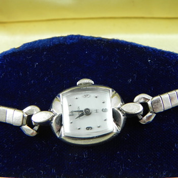 Ladies Hamilton - Wristwatches