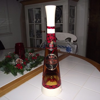 Gilbey's Spey Royal 4/5 Quart 86 proof, 100 month, Scotch w/musical - Scotch Dancer in the bottle My Bonnie Lies Over The Ocean - Bottles