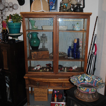 Hutch Unknown Era - Furniture