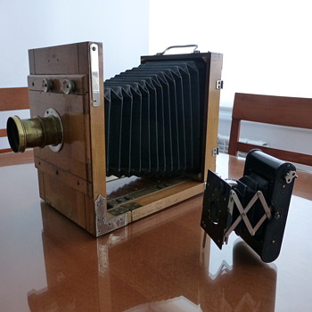 Wooden Field Camera (German?) - Cameras