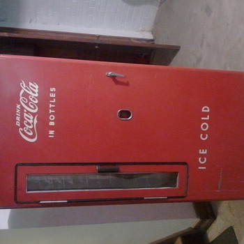 Coinless Coke Machine - DU144 model