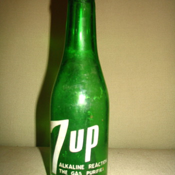 7UP Bottle Found Years Ago - Bottles