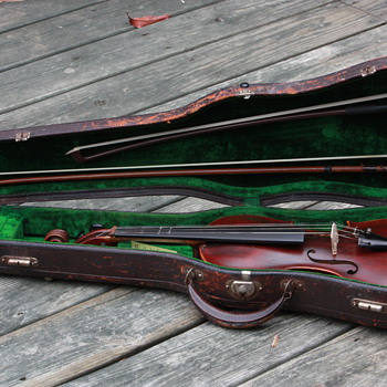 My Great Grandfather's Fiddle (Jacobus Stainer) Late 1800's, early 1900's - Music